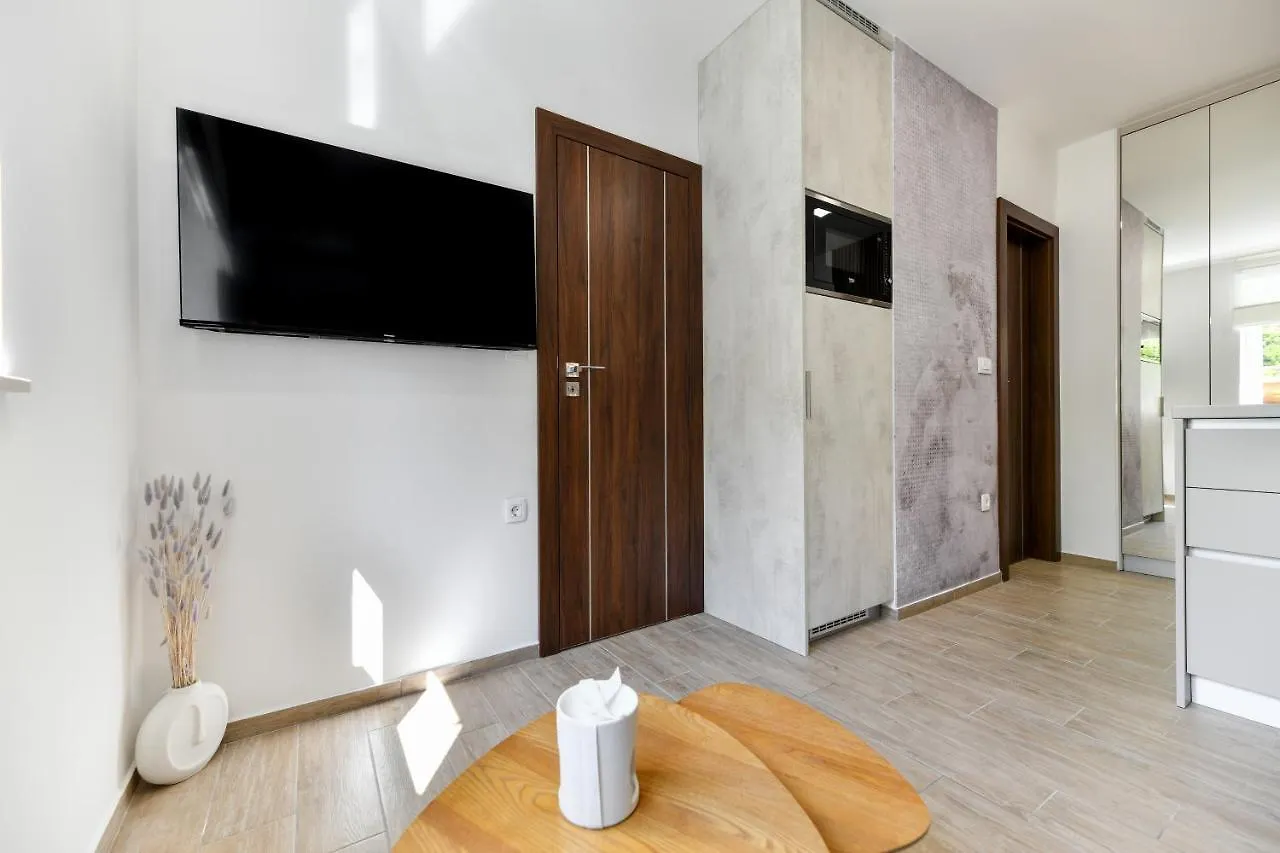 Brand New Apartment 