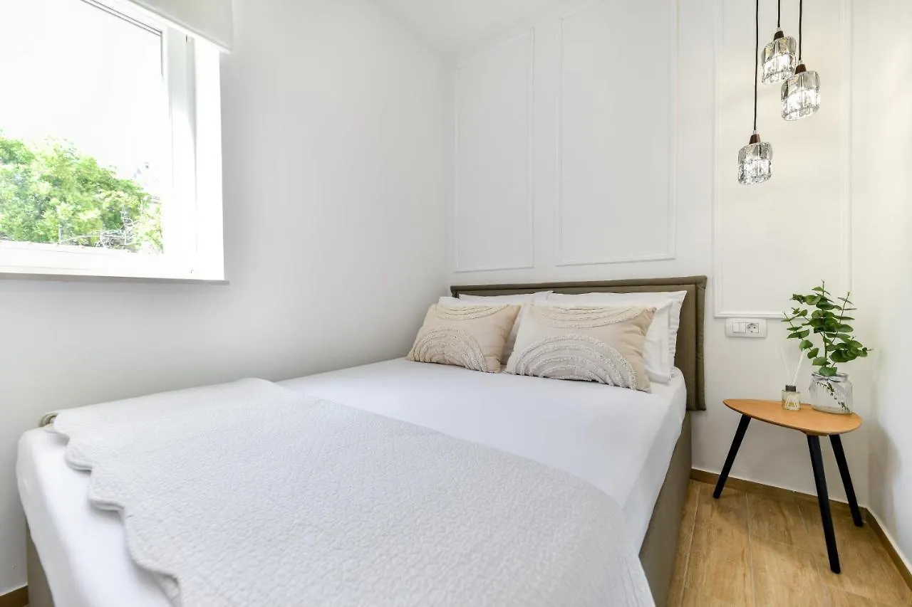 Brand New Apartment 
